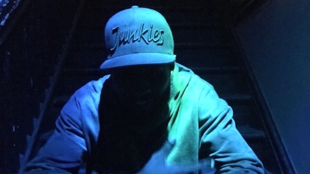 DJ vThom